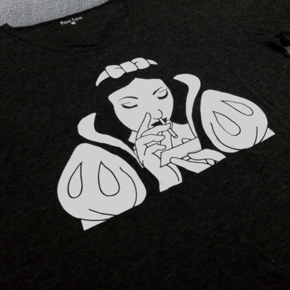 Poco Loco • Rare Vintage Novelty Snow White Tee - Picture 3 of 6